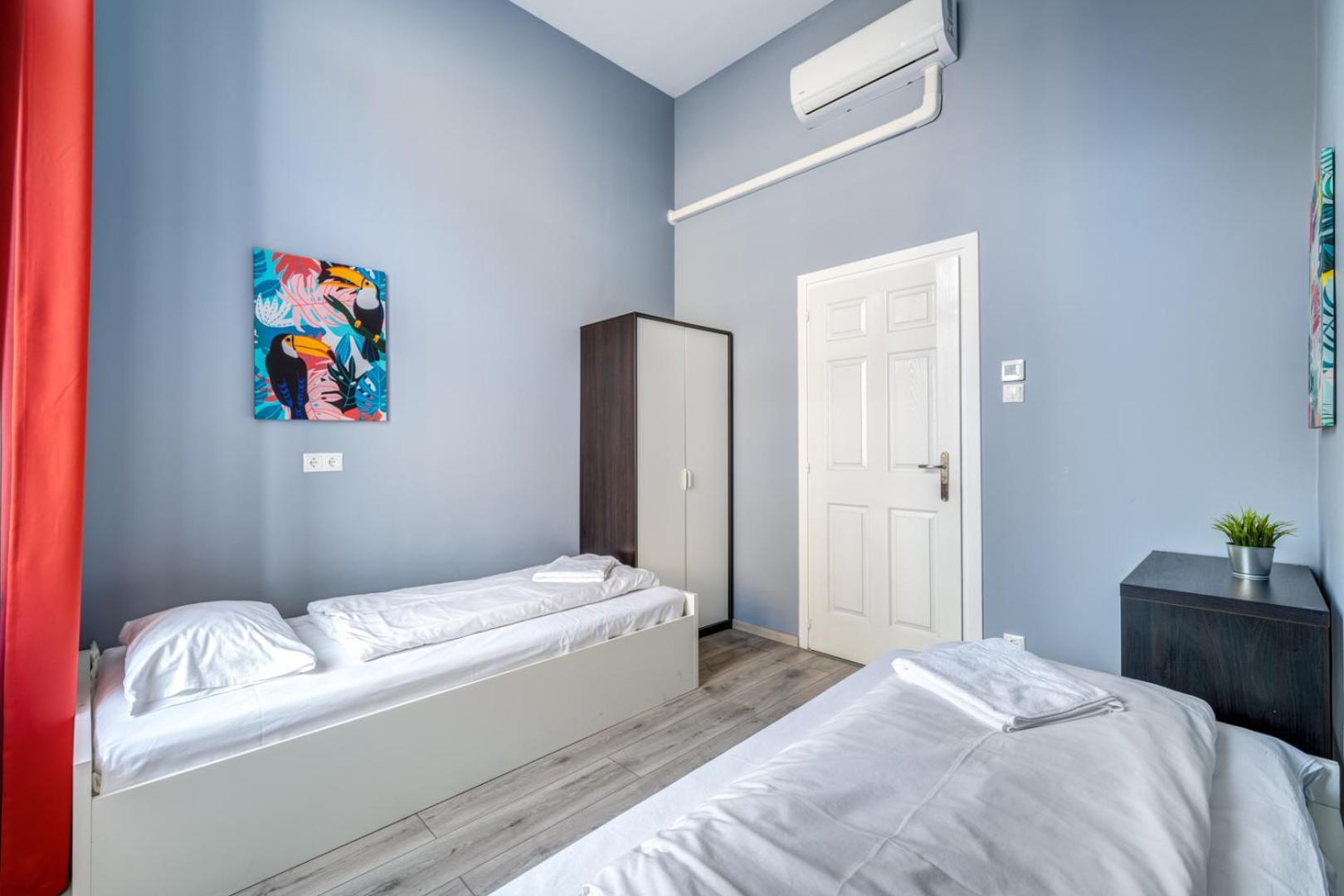 Apartament Downtown Delight - Erzsebet Blvd - 13 Ppl Budapeszt Zewnętrze zdjęcie