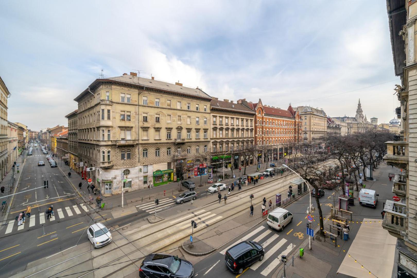 Apartament Downtown Delight - Erzsebet Blvd - 13 Ppl Budapeszt Zewnętrze zdjęcie